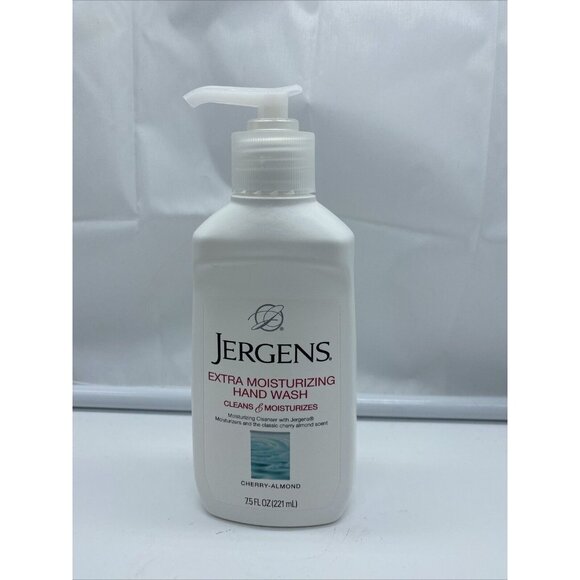 Jergens Extra Moisturizing Hand Wash Cherry-Almond Scent 7.5 fl oz Hand Soap - Picture 1 of 4